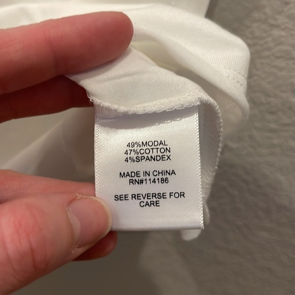 NWT Juicy Couture Smiley V-neck T-Shirt Size Small - Picture 6 of 7